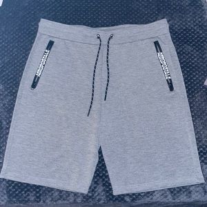 Gray Aeropostale Shorts (w/ Zipper Pockets)